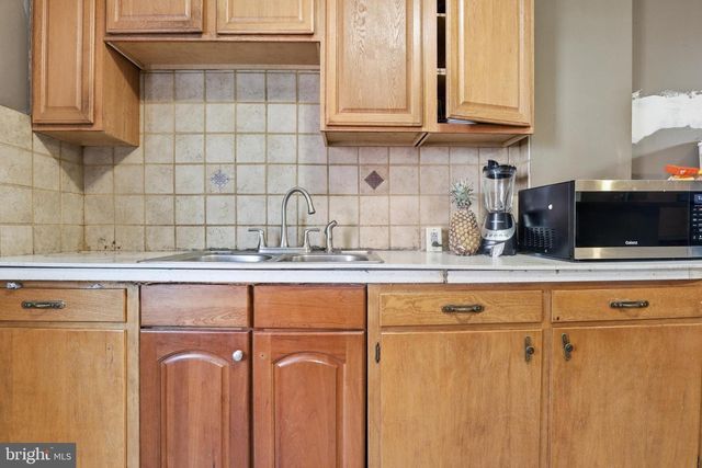 228 N RESERVOIR ST, Lancaster, PA 17602