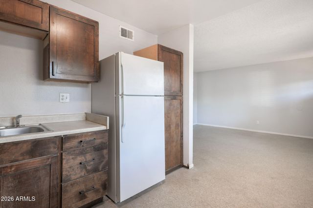 15605 N 29TH Street Apt 6, Phoenix, AZ 85032