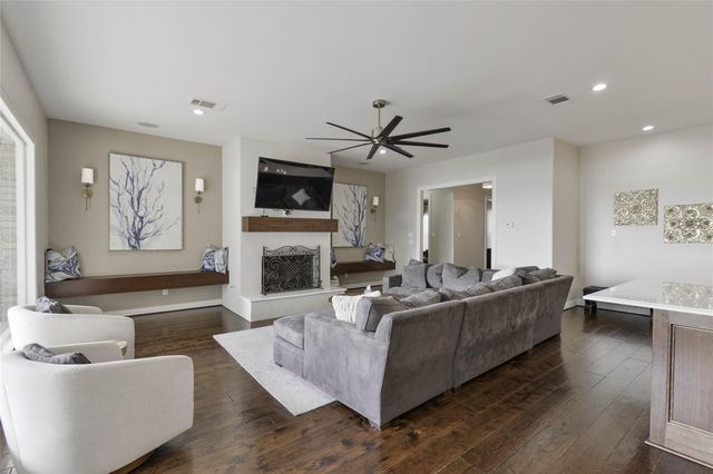 7815 Lake Mist Court, Houston, TX 77346
