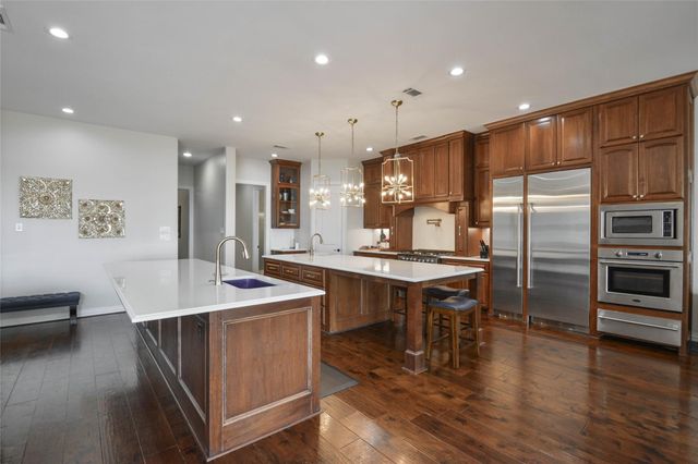 7815 Lake Mist Court, Houston, TX 77346