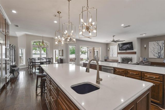 7815 Lake Mist Court, Houston, TX 77346