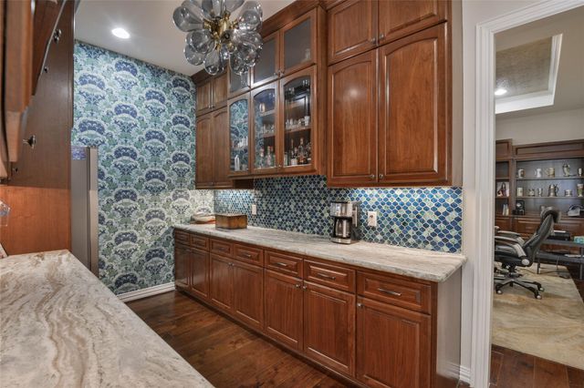 7815 Lake Mist Court, Houston, TX 77346