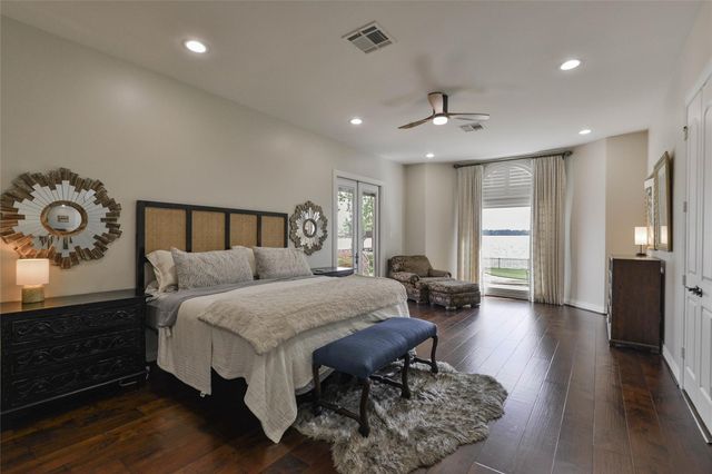 7815 Lake Mist Court, Houston, TX 77346