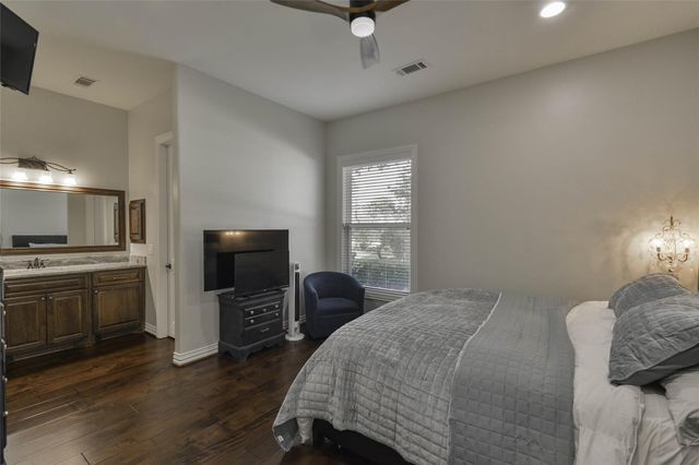 7815 Lake Mist Court, Houston, TX 77346