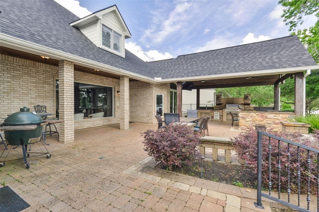 7815 Lake Mist Court, Houston, TX 77346