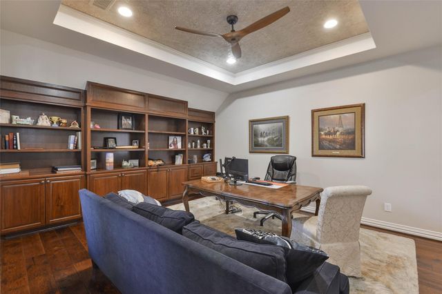 7815 Lake Mist Court, Houston, TX 77346