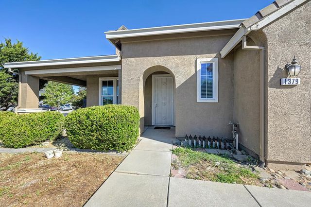 1379 Jacoby Creek Ct, Plumas Lake, CA 95961