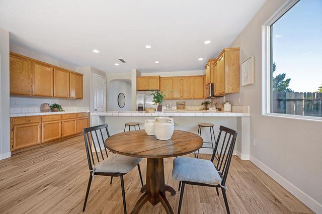 1379 Jacoby Creek Ct, Plumas Lake, CA 95961