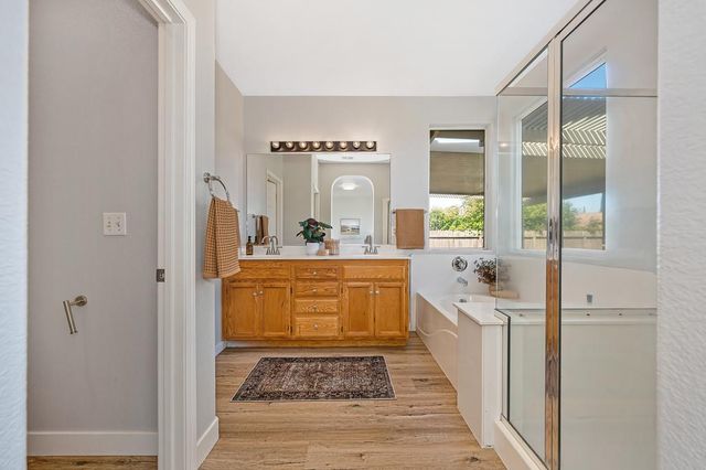 1379 Jacoby Creek Ct, Plumas Lake, CA 95961