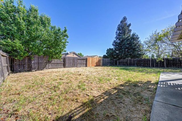 1379 Jacoby Creek Ct, Plumas Lake, CA 95961