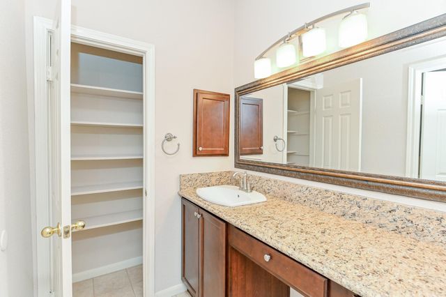 2255 Braeswood Park Drive 267, Houston, TX 77030