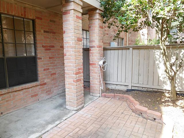 2255 Braeswood Park Drive 267, Houston, TX 77030