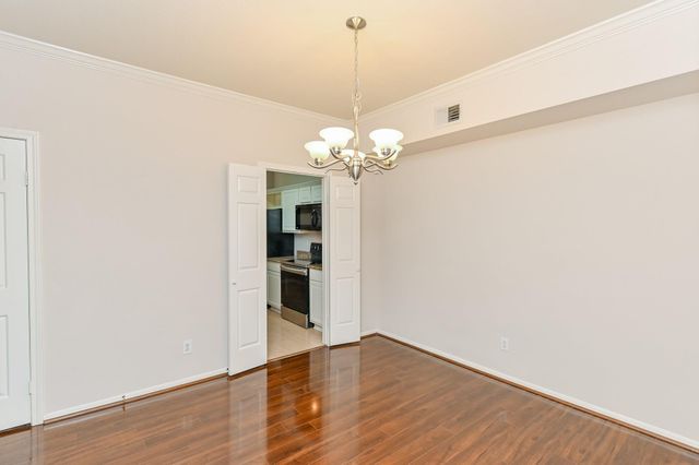 2255 Braeswood Park Drive 267, Houston, TX 77030