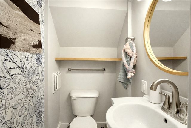 545 E Park Avenue, Savannah, GA 31401