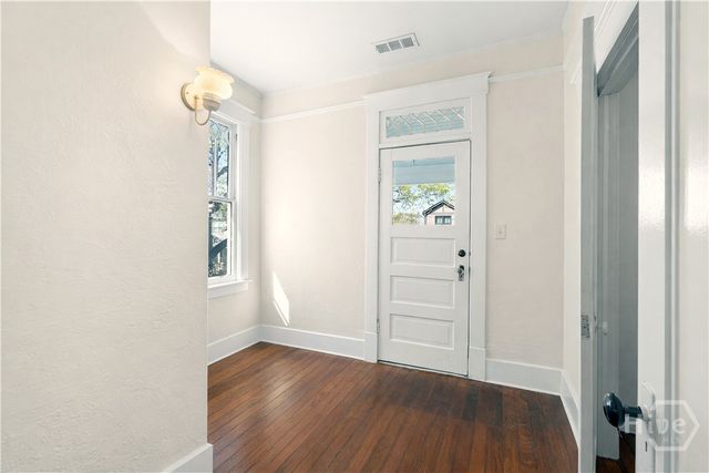 545 E Park Avenue, Savannah, GA 31401