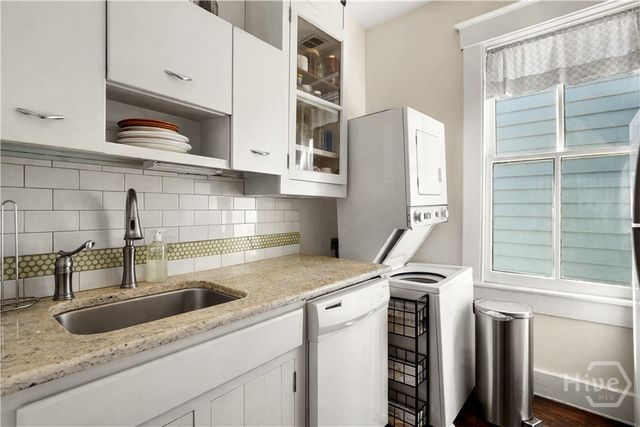 545 E Park Avenue, Savannah, GA 31401