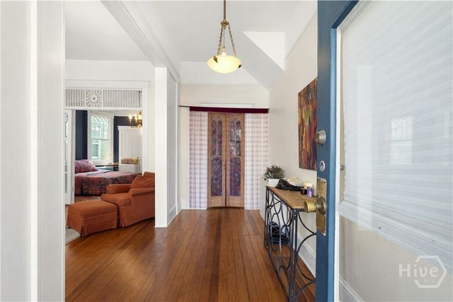 545 E Park Avenue, Savannah, GA 31401