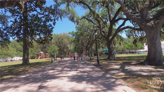 545 E Park Avenue, Savannah, GA 31401