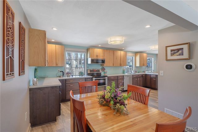 4071 Sesame, Clay, NY 13090