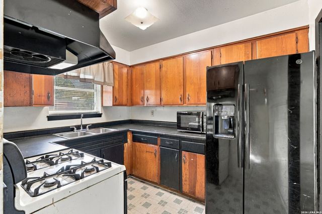 439 WIMBERLY BLVD, San Antonio, TX 78221