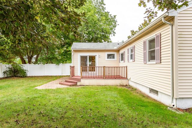 91 Breer St, Brockton, MA 02301