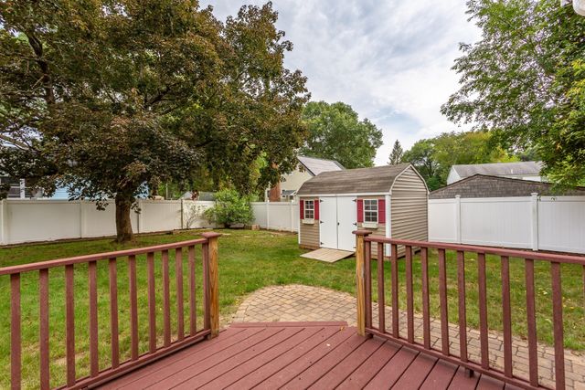 91 Breer St, Brockton, MA 02301