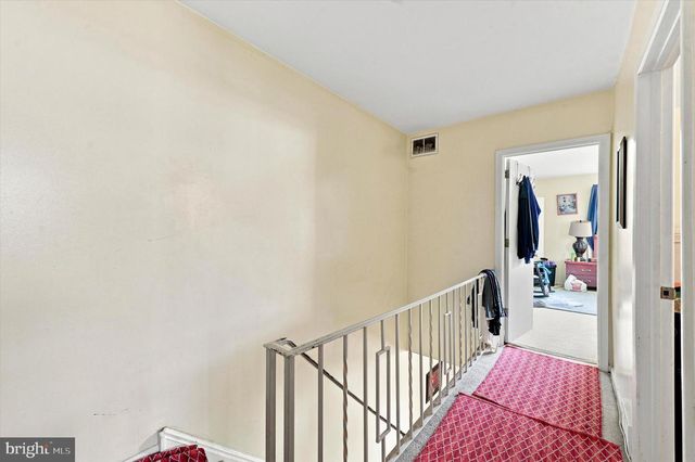 255 BERKLEY AVE, Lansdowne, PA 19050