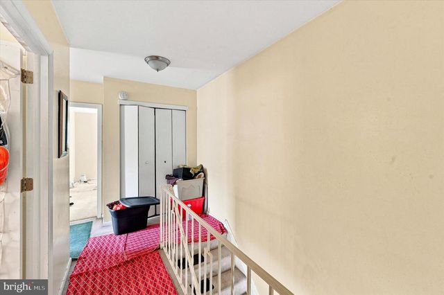 255 BERKLEY AVE, Lansdowne, PA 19050