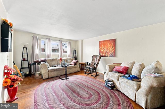 255 BERKLEY AVE, Lansdowne, PA 19050