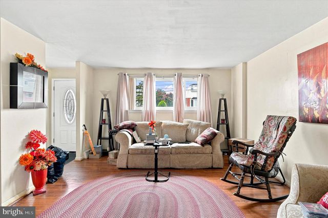255 BERKLEY AVE, Lansdowne, PA 19050