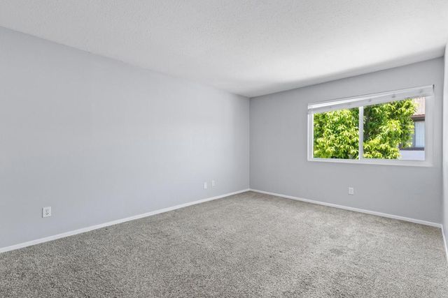 9872 Shirley Gardens Drive 4, Santee, CA 92071