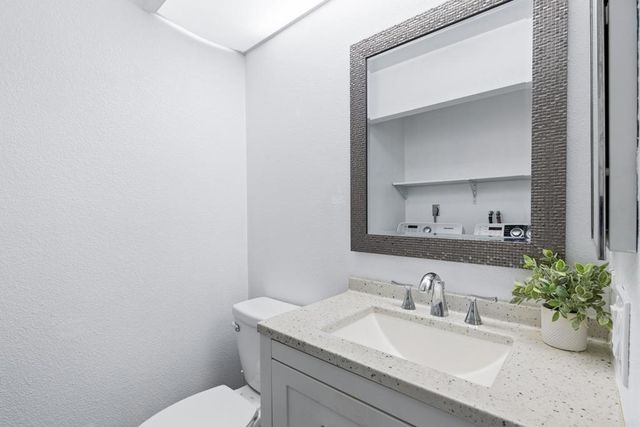 9872 Shirley Gardens Drive 4, Santee, CA 92071