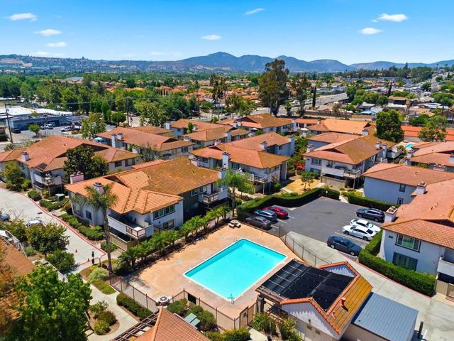 9872 Shirley Gardens Drive 4, Santee, CA 92071