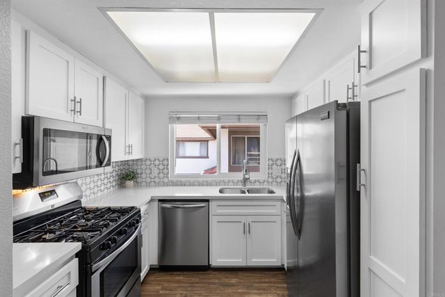 9872 Shirley Gardens Drive 4, Santee, CA 92071