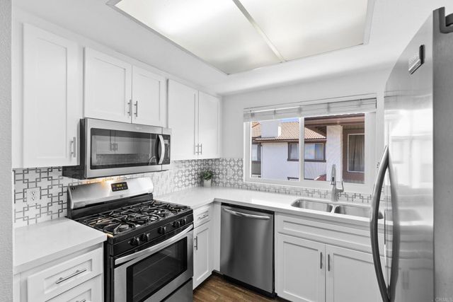 9872 Shirley Gardens Drive 4, Santee, CA 92071