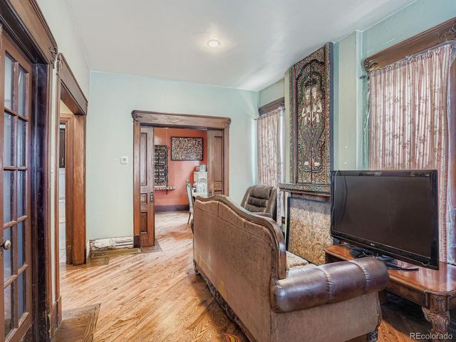 2516 N Marion St, Denver, CO 80205