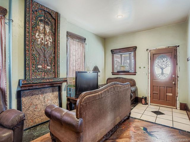 2516 N Marion St, Denver, CO 80205