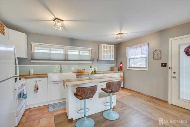 138 Woodland Road, Piscataway, NJ 08854