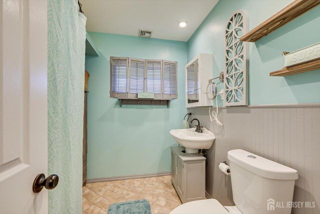 138 Woodland Road, Piscataway, NJ 08854