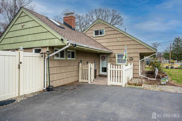 138 Woodland Road, Piscataway, NJ 08854