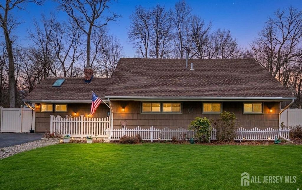 138 Woodland Road, Piscataway, NJ 08854