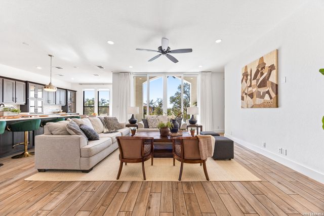 26719 Shellmont Ct, San Antonio, TX 78260