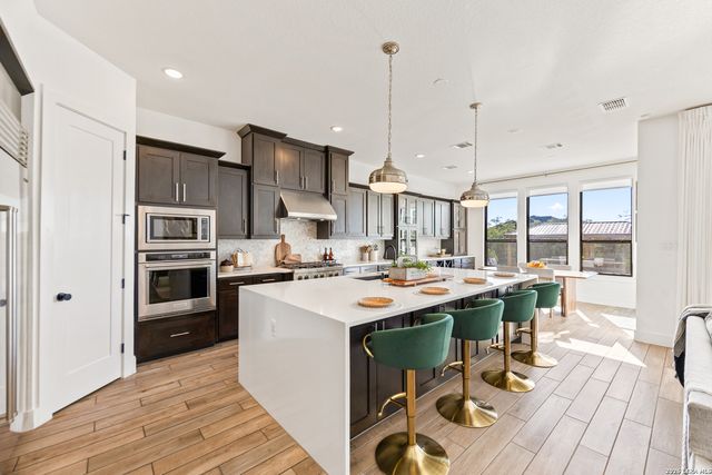 26719 Shellmont Ct, San Antonio, TX 78260