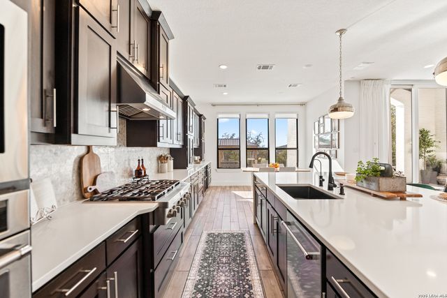 26719 Shellmont Ct, San Antonio, TX 78260