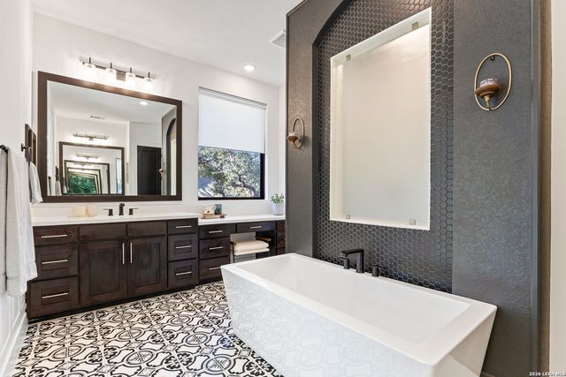 26719 Shellmont Ct, San Antonio, TX 78260