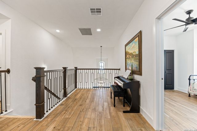 26719 Shellmont Ct, San Antonio, TX 78260