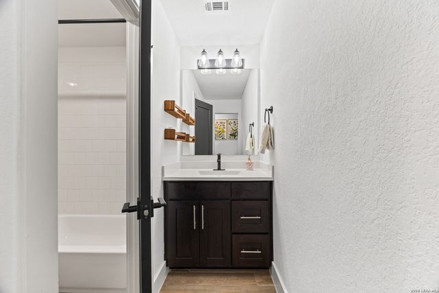 26719 Shellmont Ct, San Antonio, TX 78260