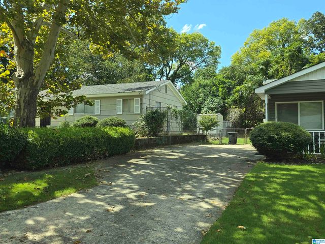 1812 3RD PLACE SW, Birmingham, AL 35211