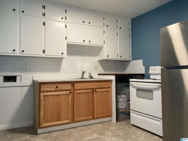 1812 3RD PLACE SW, Birmingham, AL 35211