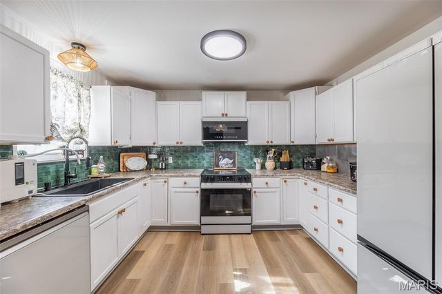 4964 County Road 534, Poplar Bluff, MO 63901